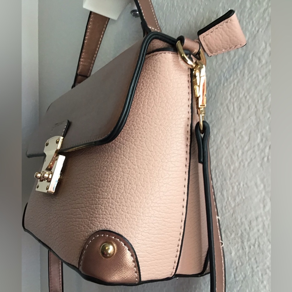 NWOT Champagne Pink and Rose Gold Handbag